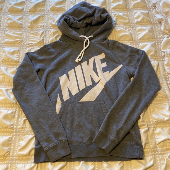 Nike Pullover Hoodie - Picture 1 of 6